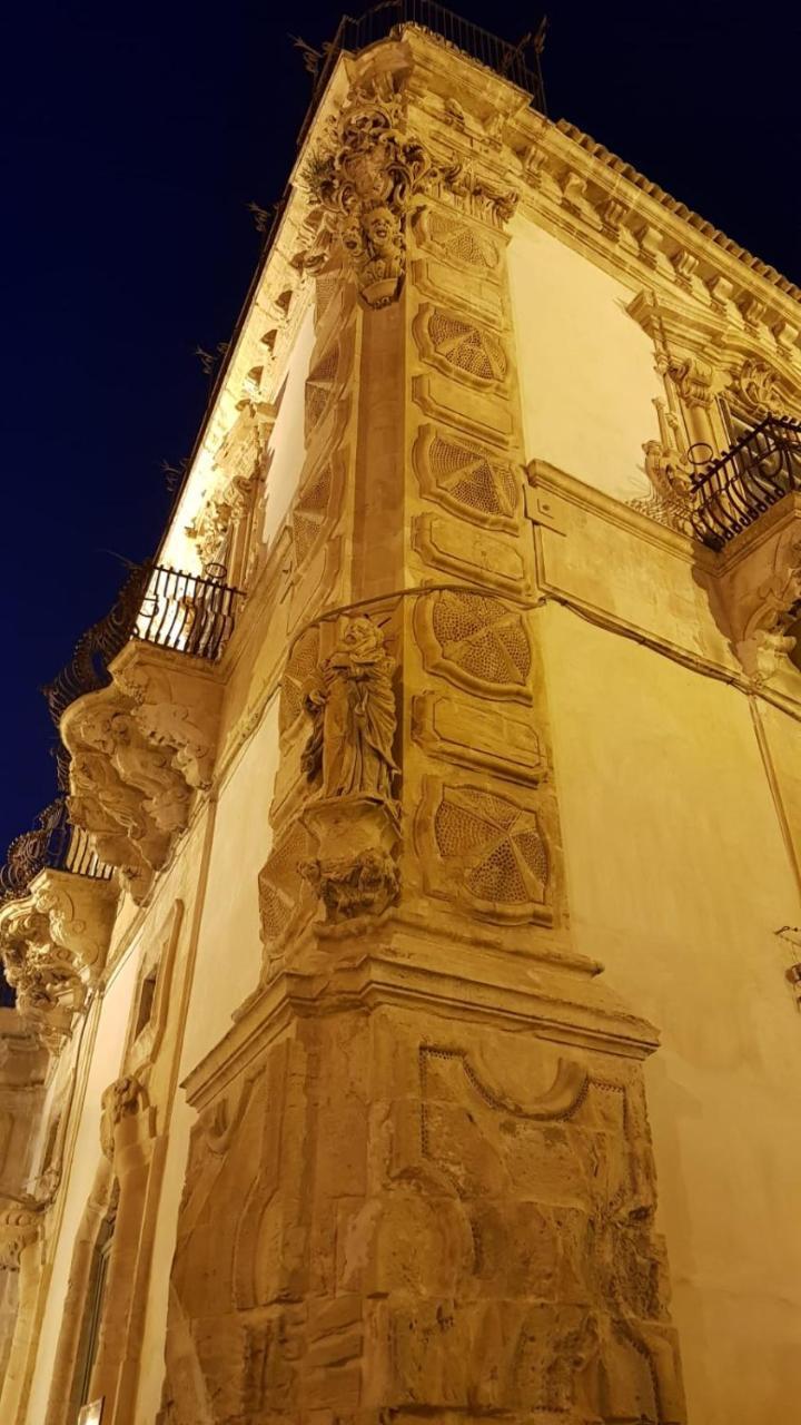 B&B Casa Lucrezia 希克利 外观 照片
